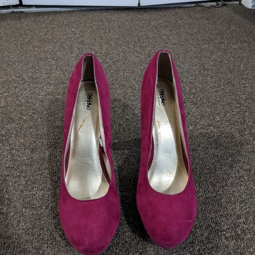 Pink Pumps